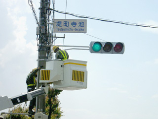 交通信号機工事